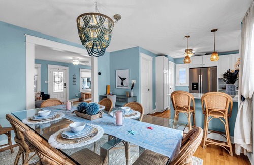 Wall House | Belmar Bliss - Beach House Getaway