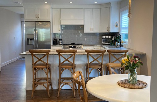 Belmar House | Belmar in July! Best location, short walk to beach, shopping and restaurants!