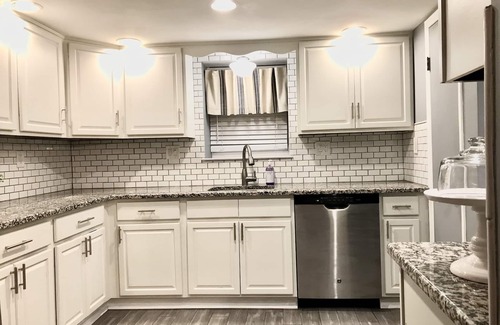 Lake Como House | Belmar, Spring Lake, SeaGirt, Avon, Ocean Grove, Bradley BeachnO.5 mile to beach