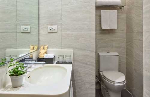Pasay Hotel | Belmont Hotel Manila near NAIA Terminal 3 MNL