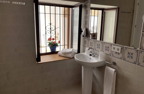 La Catedral House | Belmonte Rooms