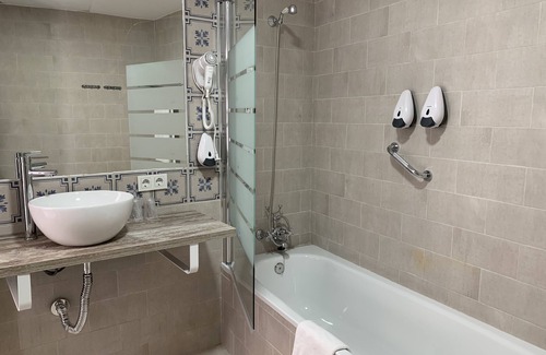 La Catedral House | Belmonte Rooms