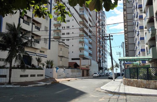 Vila Assuncao Apartment | Belo apartamento à 50m da Praia com Wi-Fi gratuito