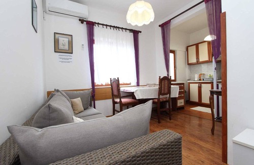 Rovinj Apartment | BELSA One-Bedroom Apartment 1