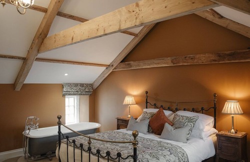 Hallington Villa | Belsay Annex Wing - Five Bedroom Villa, Sleeps 10