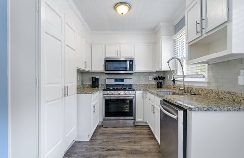 West End House | Beltline Living in the heart of Historic West End! by RedAwning