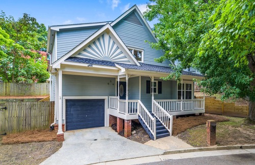West End House | Beltline Living in the heart of Historic West End! by RedAwning