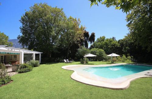 Constantia House | Beluga of Constantia Guest House