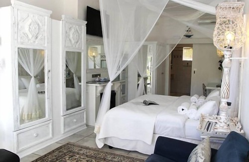 Upington Bed & Breakfast | Belurana Collection River Manor