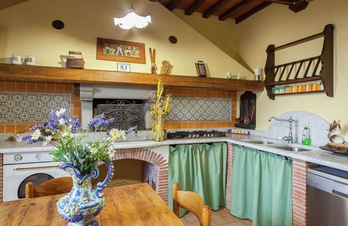 Castiglione di Garfagnana House | Belvilla by OYO Casale Liana Dodici