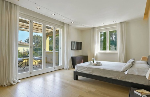 Civitanova Marche Villa | Belvilla by OYO Villa Luisa