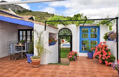 Zagrilla House | Belvilla by OYO Carmela