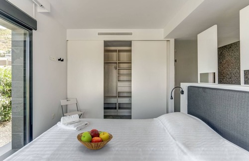 Cansalades Villa | Belvilla by OYO Casa Leda