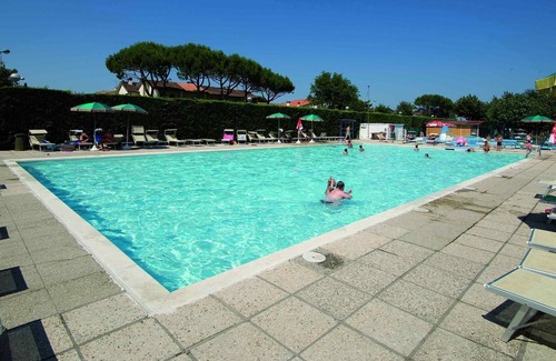 Lido di Dante House | Belvilla by OYO Mobile Home in Lido di Dante