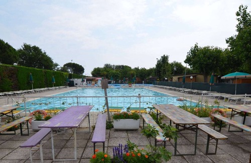 Lido di Dante Ski Chalet | Belvilla by OYO Chalet in Lido di Dante