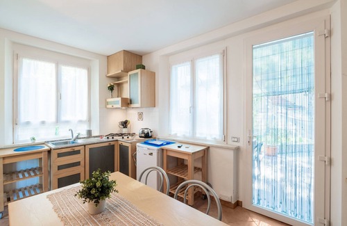 San Feliciano Cottage | Belvilla by OYO La Rocca Residence