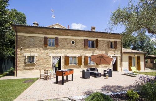 Fano House | Belvilla by OYO Villa Vanessa Coccinella