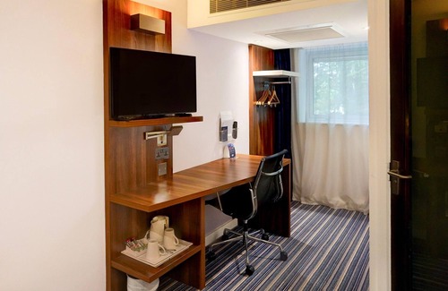 Crewe Apartment | Belvilla Crewe City Centre Hotel | Standard Double