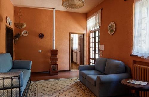 Montecchio Villa | Belvilla by OYO Villa il Castello