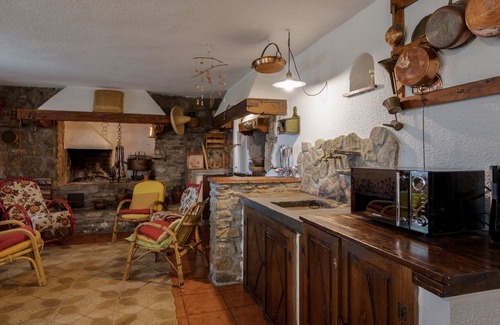 Montecchio Villa | Belvilla by OYO Villa il Castello