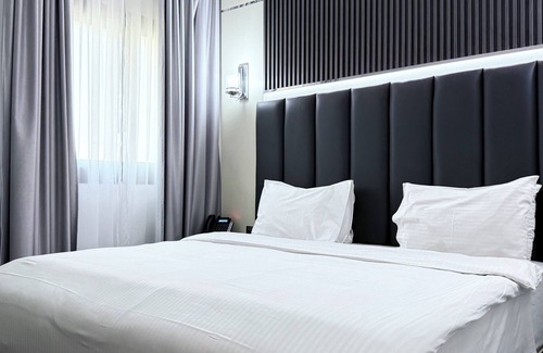 Al Qasimia Hotel | Belvilla Royal Tulip Sharjah Aparthotel