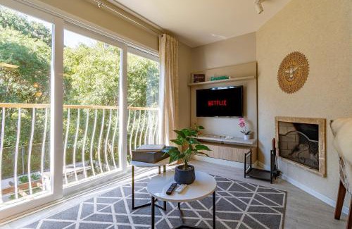 Quinta da Serra Apartment | Bem localizado - @stayhousetemporada