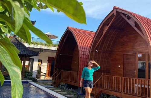 Jasri House | Bemo Villas & Pool