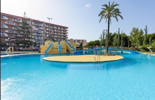 Benalmadena Costa Apartment | Benalmadena, Jupiter 1-Bedroom Apartment with Sea & Mountain Views, Pool & Garden
