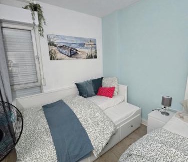 Benalmadena Costa Apartment | Benalmadena, Jupiter 1-Bedroom Apartment with Sea & Mountain Views, Pool & Garden
