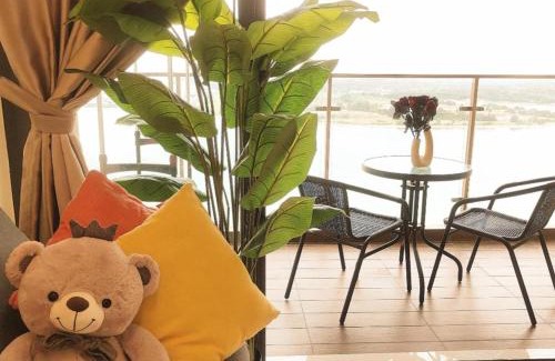 Central District Apartment | Bench/seaviews4-13pax/JohorBahru 9B amberside