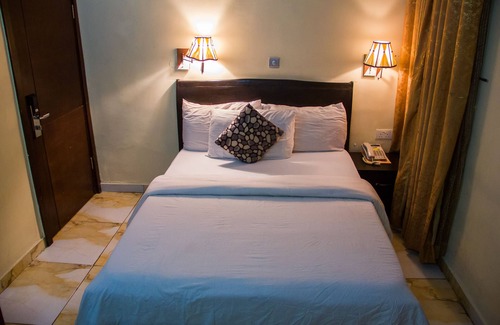 Surulere Hotel | Benestar Suites