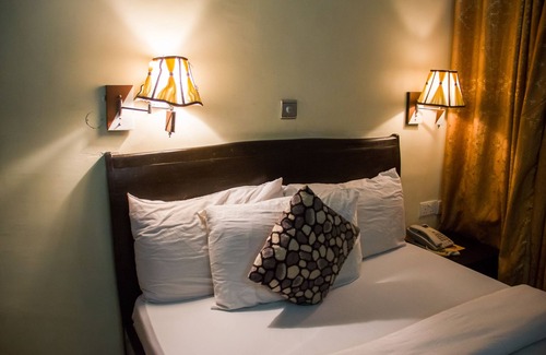 Surulere Hotel | Benestar Suites