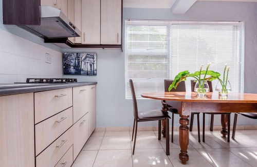 De Kelders Bed & Breakfast | Benguela