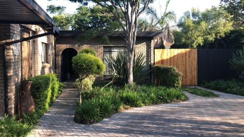 Garsfontein Apartment | Beni Apartment