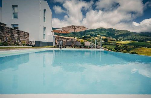 Povoacao Cabin | Benilde Village House