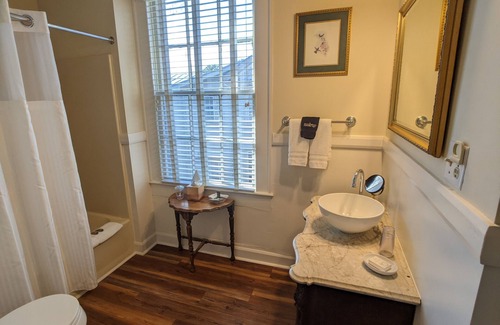 New Bern Bed & Breakfast | Benjamin Ellis House Bed & Breakfast
