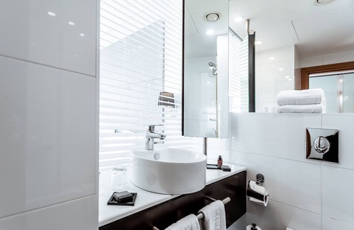 Herzliya Hotel | Benjamin Herzliya Business Hotel