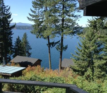 Bennett Bay Hotel | Bennett Bay Inn