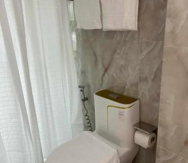 Mandurriao House | Benny's Hotel-Inspired & Condo-Inspired Rooms and Pool