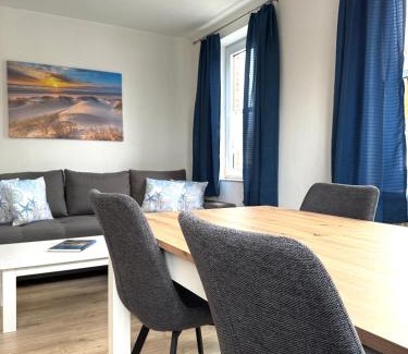 Bensersiel Apartment | Bensersiel Ferienwohnung Pirat mit Terrasse