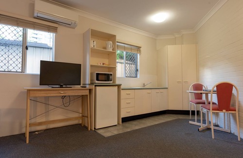 Toowong Hotel | Benson Court Motel