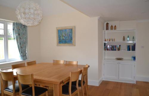 New Forest District House | Bentley Cottage