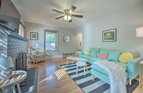 Fair Plain House | Benton Harbor Gracie Cottage with Hot Tub and Yard!