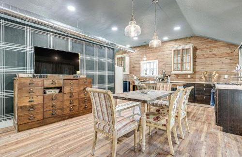 Riverside House | Benton Harbor Home 3 Mi to Beach Grill and Yard