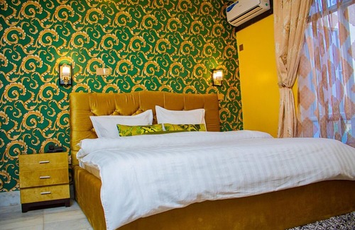 Gwarinpa Estate Hotel | BENYSTA HOTEL