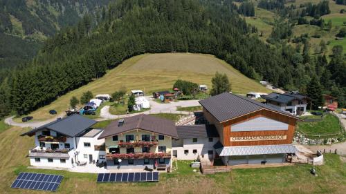 Taxenbach Ski Chalet | Bergbauernhof Kinderparadies Oberhasenberghof