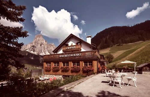 Corvara in Badia Hotel | Berghotel Ladinia