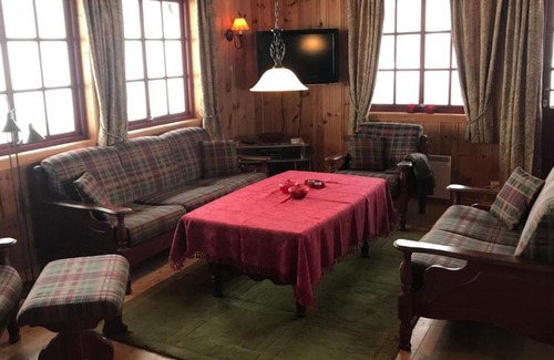 Ringsaker House | Berghstua - Natrudstilen på Sjusjøen