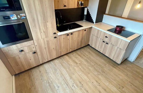 Cran-Gevrier Apartment | Bergous Apartment Annecy with parking space