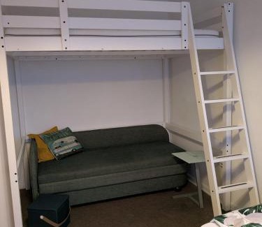 Wittduen Bed & Breakfast | Berlin-Wilmersdorfer Nordseeheim - mit Etagenküchen zur Selbstversorgung